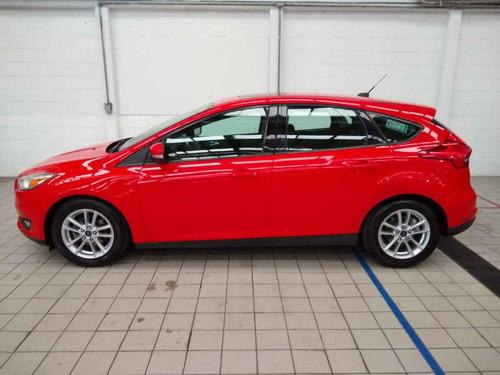 Imagen 4 de 11 de Ford Focus 2017 4p Se L4/2.0 Aut