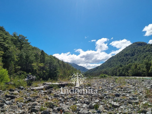 Campo Con 147.2 Metros Orilla De Río Puelo En Segundo Corral