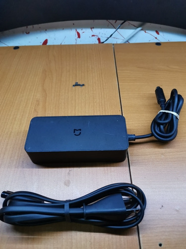 Imagen 1 de 4 de Cargador Para Scooter Xiaomi Segway Ninebot 42v Original