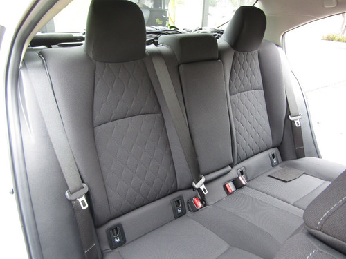 Imagen 12 de 15 de Toyota Corolla Xei Hybrid Automática