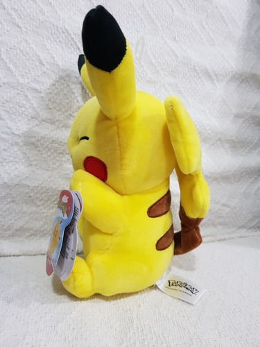 Pokémon Pelúcia 8'' Pikachu Wct Tomy