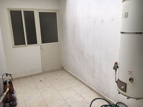 Imagen 6 de 14 de Casa Habitacion Con Seguridad 24 Hrs Portones Del Campestre