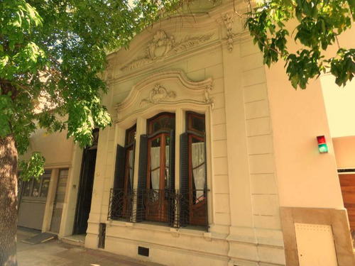 Casa En Venta En La Plata