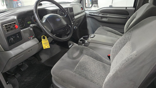 Ford F-100 3.9 Cab. Doble Xlt 4x4
