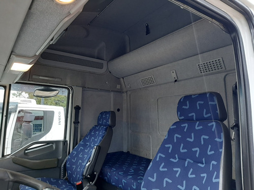 Iveco Cursor 330 Año 2011