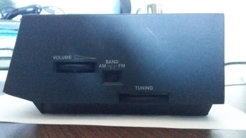 Antigo Radio Relógio Toshiba Rr8100 (Usado)