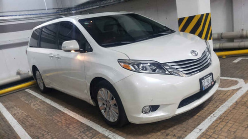 Imagen 11 de 11 de Toyota Sienna 2016 5p Limited V6/3.5 Aut
