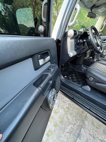 Imagen 9 de 15 de Toyota Fj Cruiser 2008 3p Premium Aa Ee Ra Abs 4x4 At