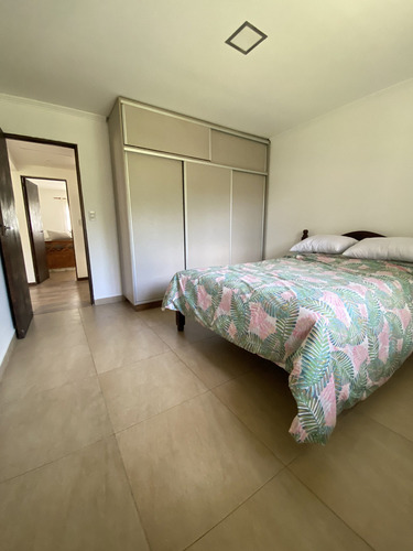 Moderna Casa 3 Ambientes En Barrio Acantilados