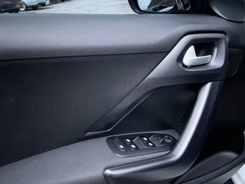 Peugeot 2008 Style 1.6 At 4x2