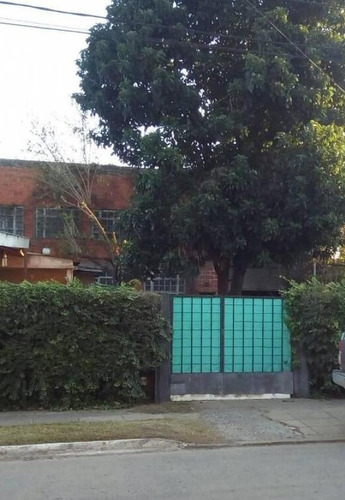 Imagen 2 de 9 de Venta - Galpon Casa - José C. Paz