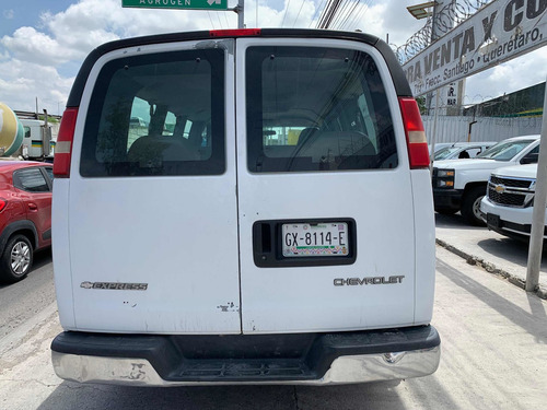 Imagen 10 de 11 de Chevrolet Express 4.3 Passenger Van Paq D 8 Pas V6 Mt