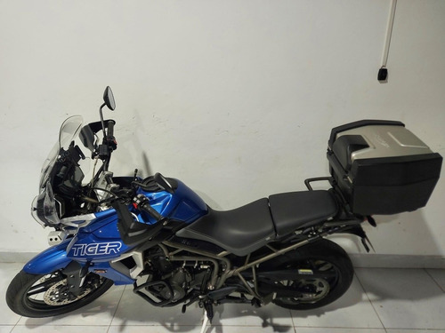 Imagem 6 de 11 de Triumph Tiger 800 Xrt Azul 2020