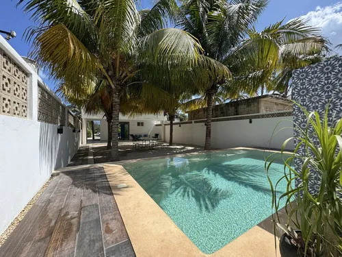 Casa En Venta De Dos Planta A 3 Cuadras Del Mar De Telchac Puerto.