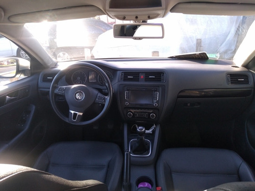 Volkswagen Vento 2.5 Luxury 170cv 2011