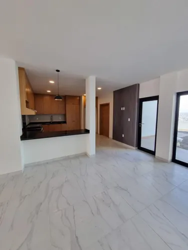 Residencia En Venta En Milenio Iii, Cotto Milenio, 4 Recámaras, Estudio, 5.5 Bañ