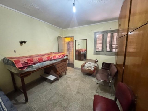 Casa En Venta, 3 Dormitorios, 50 Mtrs De Facundo Zuviria.