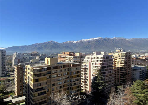 Depto. En Venta 3 Dormitorios Las Condes/ Impecable / Vista
