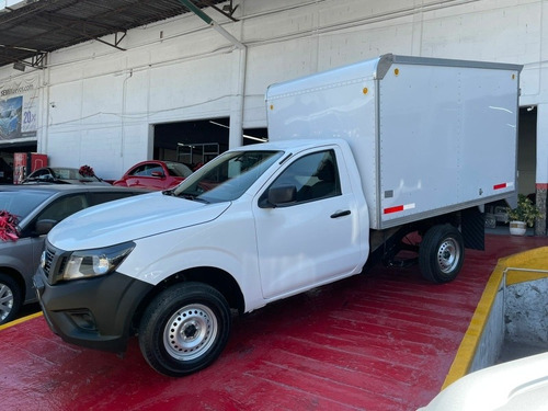 Imagen 1 de 9 de Nissan Np300 2020 2.5 Chasis Cabina Dh Aa Pack Seg Mt