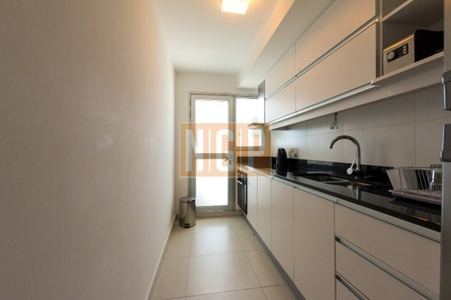 Departamento En Punta Del Este, Torre Cuenta Con Todos Los Servicios. Oportunidad Unica!!!!!!-ref:11941