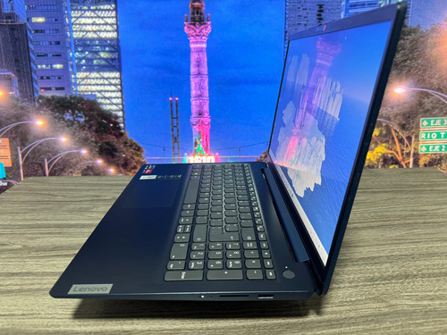 Laptop Ideapad 3 15.6 12gb De Ram 256gb Ssd - Amd Ryzen 5 (Usado)