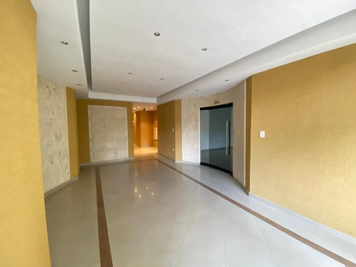 Imagen 12 de 23 de Fernando Guerrero Vende Apartamento En Res Iguazu, Valles De Camoruco