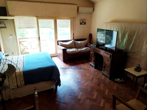 Casa En Venta En Carrasco Sur, Irazabal Propiedades