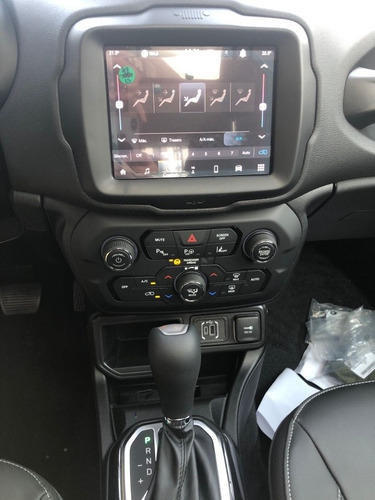 Imagen 9 de 15 de Jeep Renegade Longitude T 270