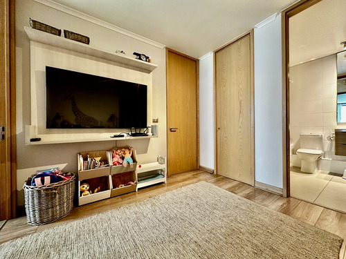 Departamento Dúplex En Venta De 4 Dorm. En Lo Barnechea