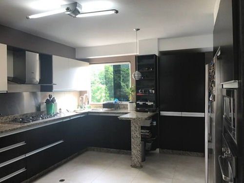 Imagen 6 de 12 de Apartamento En Res. Puerta Al Sol, Maa-658