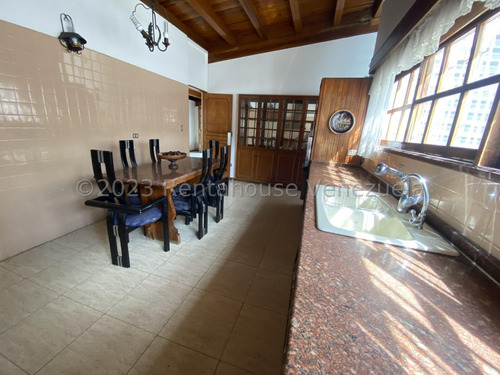 Casa En Venta En Prados Del Este Caracas Jardin Terraza Parrillera Pisos De Marmol 3 Niveles