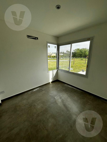 Casa En Venta - Barrio Santa Juana, Canning