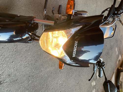 Imagen 18 de 18 de Honda Cb1