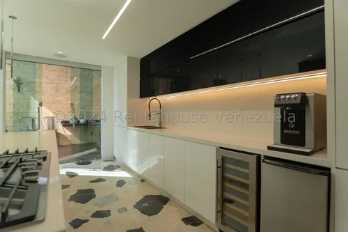 Casa En Venta En Los Naranjos