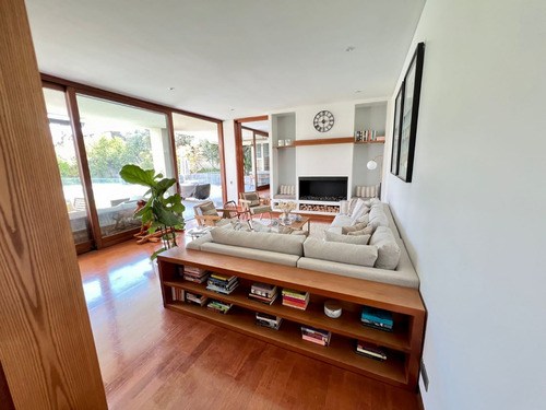 Gran Casa En Condominio Exclusivo Gonzalo Mardones