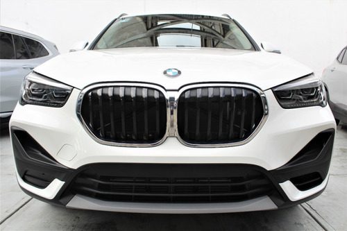 Imagen 3 de 15 de Bmw X1 18ia Sdrive 2022 Con 60 Kilometros Equipo Adicional