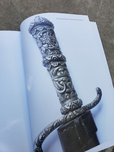 Libro Sarandi 250 Cuchillos