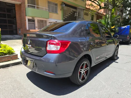 Renault Logan 1.6 Polar