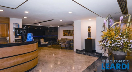 Imagem 5 de 11 de Flat - Itaim Bibi - Sp - 15924