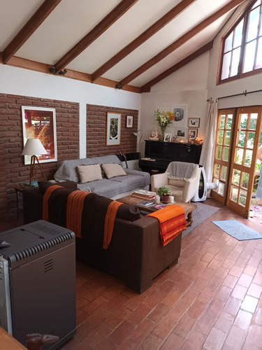Excelente Casa Simon Gonzalez-ossandon