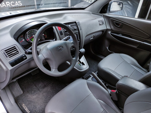 Imagem 6 de 13 de Hyundai Tucson Gls 2.0 Flex Mpfi 16v 143 Cv 2wd 4p Aut