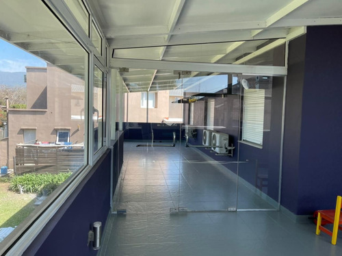 Imagen 5 de 9 de Casa En Venta En Yerba Buena