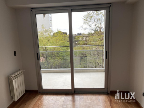 Imagen 25 de 30 de Venta Departamento 2 Dormitorios Piso Exclusivo Con Parrillero - Centro