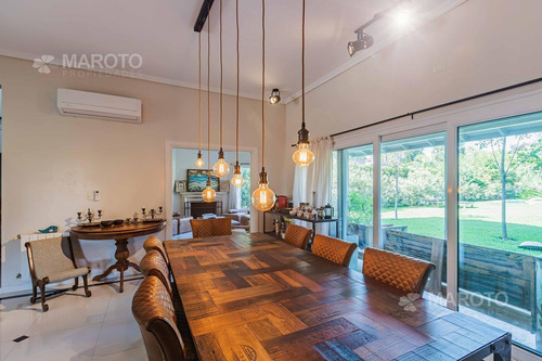 Imagen 15 de 30 de Casa En Venta En Barrio Privado Septiembre Con Seis Dormitorios - Maroto Propiedades-