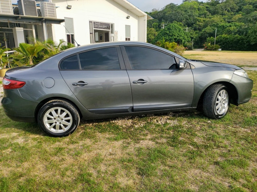 Imagen 2 de 11 de Renault Fluence 2013 1.6 Confort