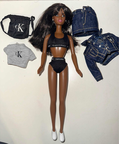 1996 Calvin Klein Jeans Barbie Muñeca Afroamericana | Envío gratis