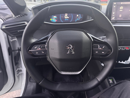 Peugeot 208 1.6 Road Trip Tiptronic