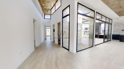 Casa En Alquiler Rumenco Joven