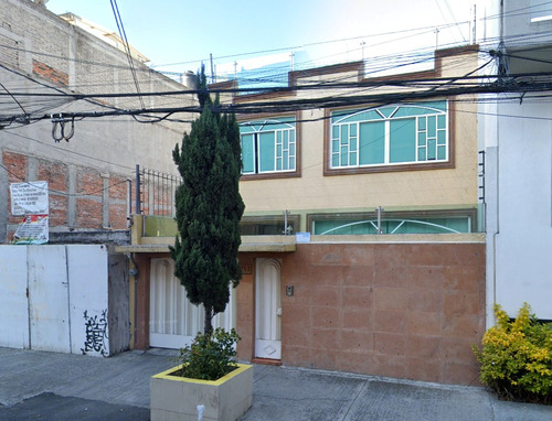 Casa En Portales Norte, Benito Juárez. Inversión De Remate Bancario. 