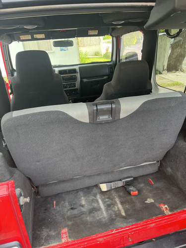 Jeep Wrangler 4.0 Rubicon Techo Duro 4x4 At